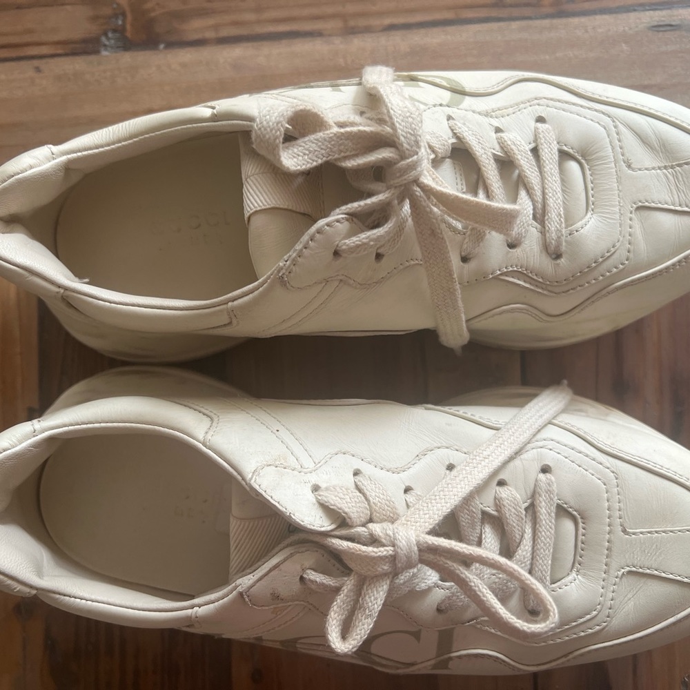 Gucci Gara Logo Leather Sneakers size 38